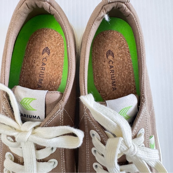 Cariuma OCA Low Sand Canvas Sneakers size 8 - Picture 4 of 10